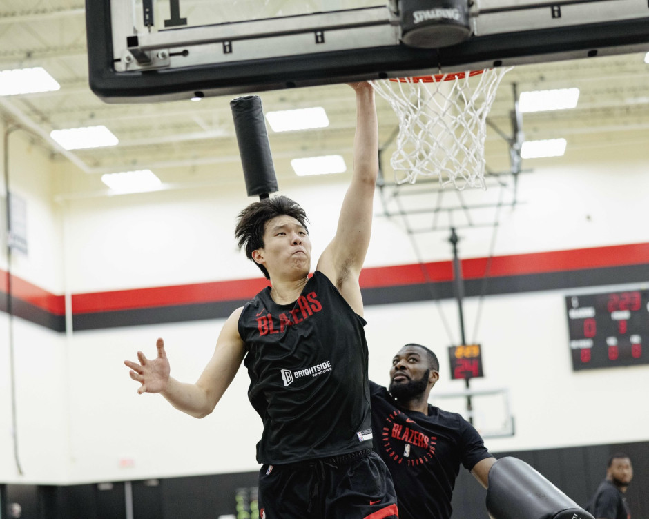 开拓者队的, 杨瀚森为了, 杨瀚森为了