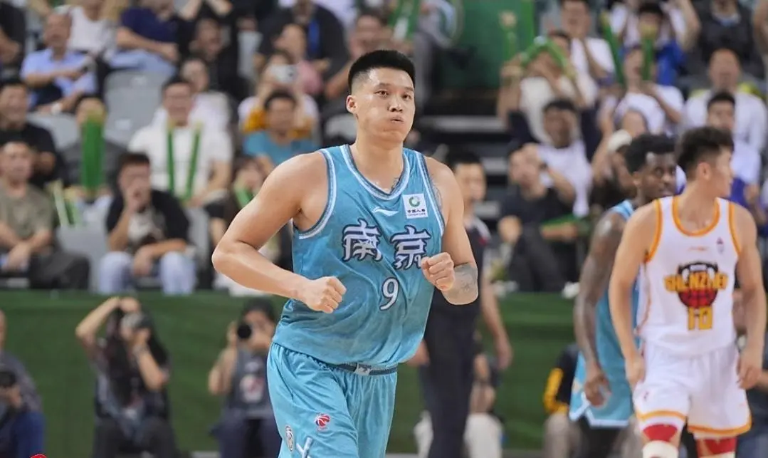 在一些球队, div